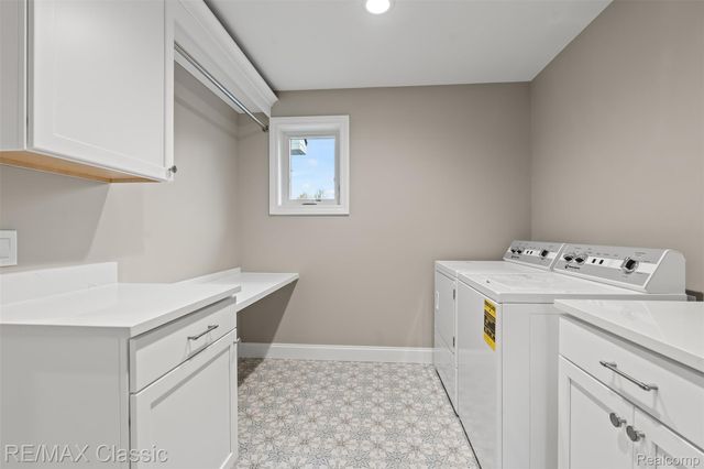 5567 Huron River Drive, Scio Township, MI 48130
