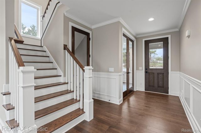 5567 Huron River Drive, Scio Township, MI 48130