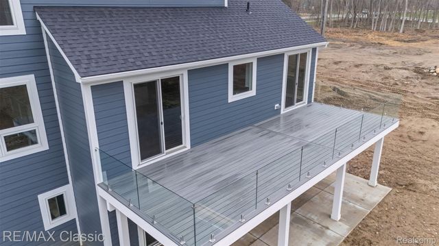 5567 Huron River Drive, Scio Township, MI 48130