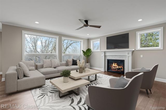 5567 Huron River Drive, Scio Township, MI 48130