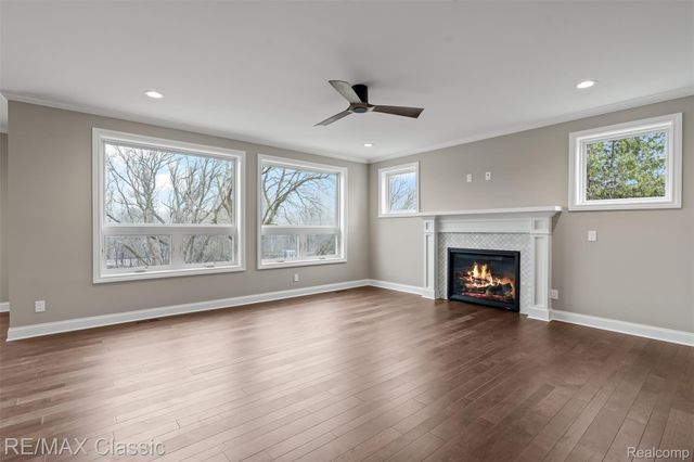 5567 Huron River Drive, Scio Township, MI 48130