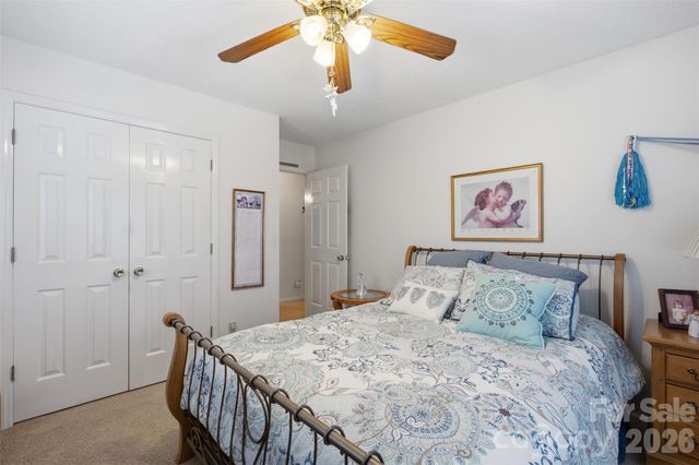 118 Sherwood Drive, Taylorsville, NC 28681