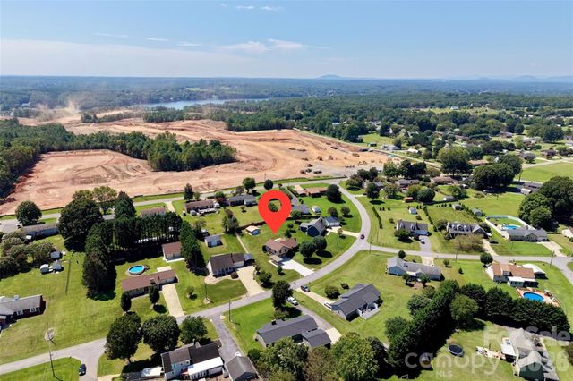118 Sherwood Drive, Taylorsville, NC 28681
