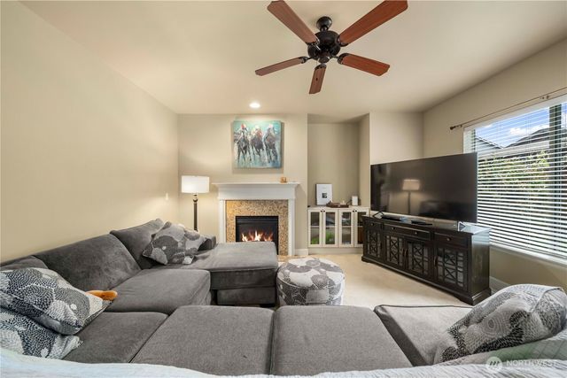 22443 SE 281st Court, Maple Valley, WA 98038