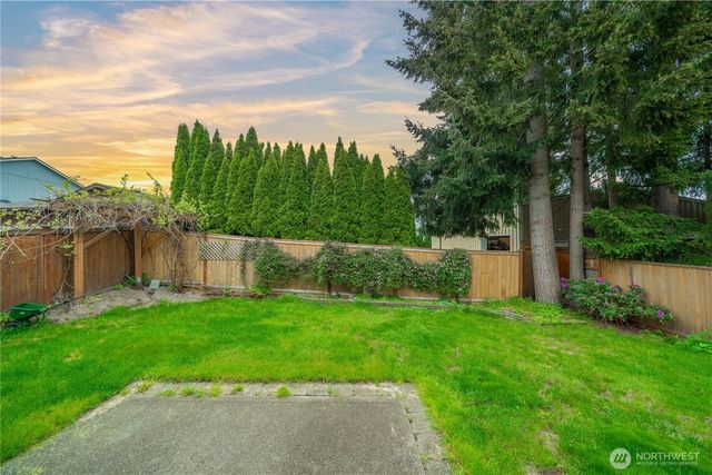 22443 SE 281st Court, Maple Valley, WA 98038