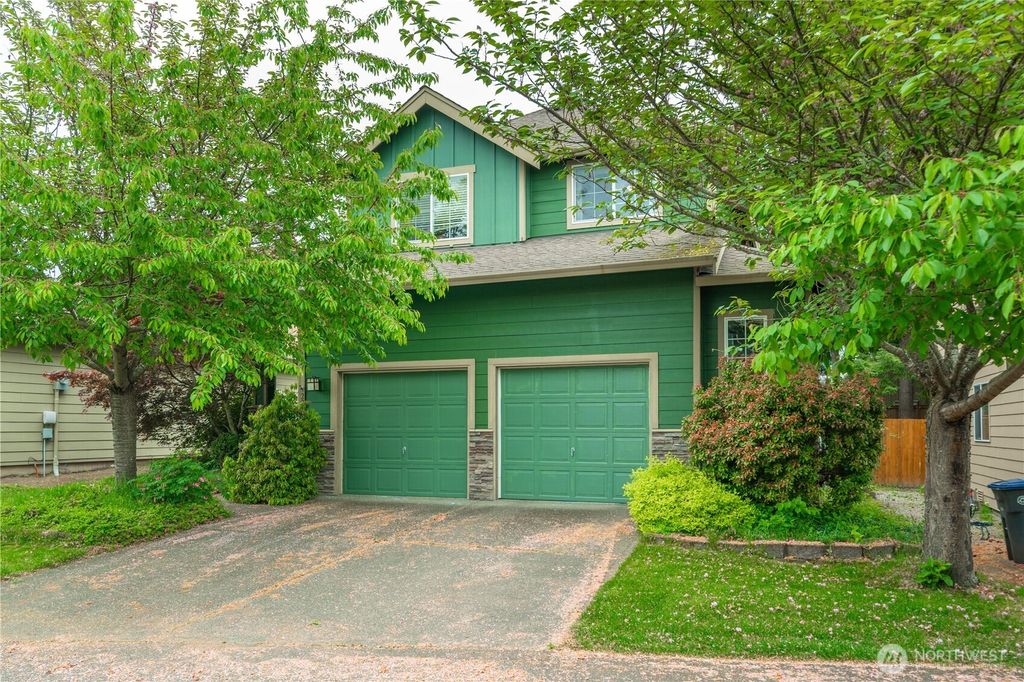 22443 SE 281st Court, Maple Valley, WA 98038