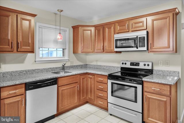 219 SHOCKLEY DR, Birdsboro, PA 19508