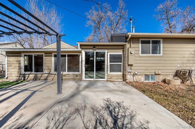 3110 W Bear Creek Drive, Englewood, CO 80110