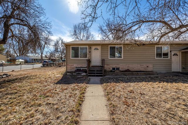 3110 W Bear Creek Drive, Englewood, CO 80110
