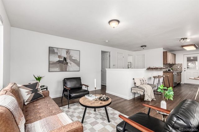 3110 W Bear Creek Drive, Englewood, CO 80110
