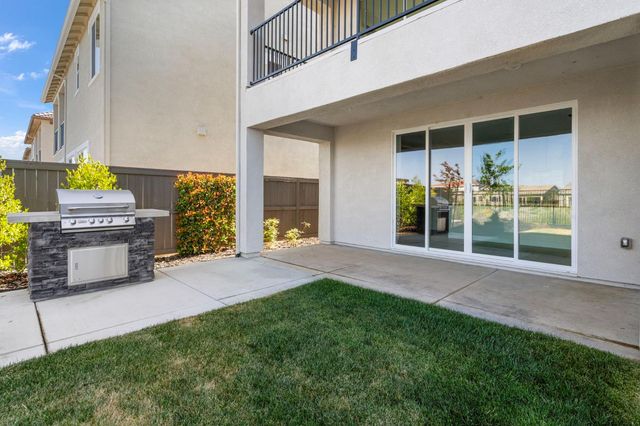 10313 Ultar Dr, Stockton, CA 95219