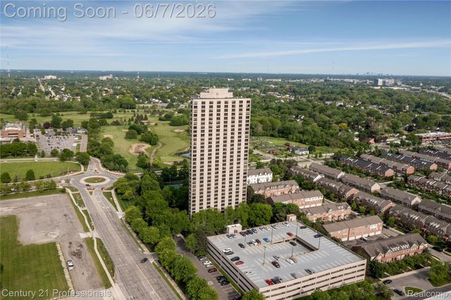 5000 Town Center 2305, Southfield, MI 48075