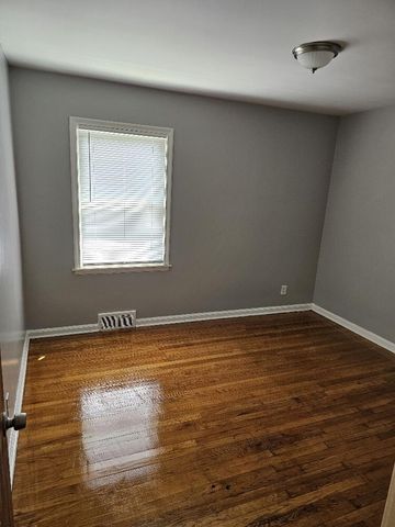 15485 Stout Street, Detroit City, MI 48223