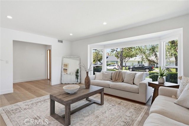 801 S Fairmont Way, Orange, CA 92869