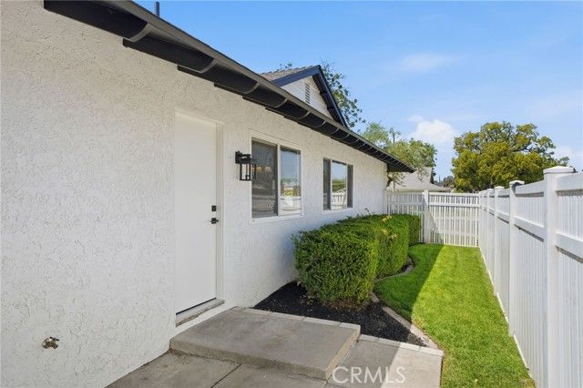 801 S Fairmont Way, Orange, CA 92869