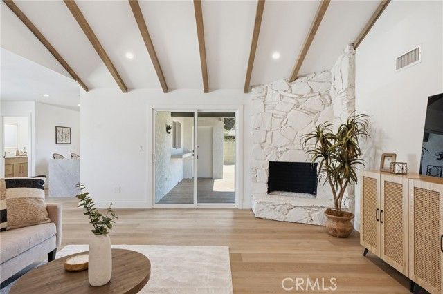 801 S Fairmont Way, Orange, CA 92869