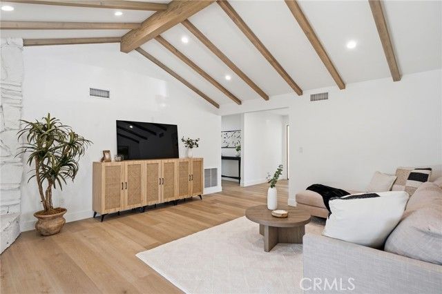 801 S Fairmont Way, Orange, CA 92869