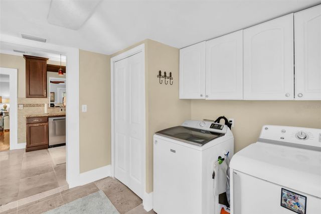 903 E MCBERRY STREET, Tampa, FL 33603