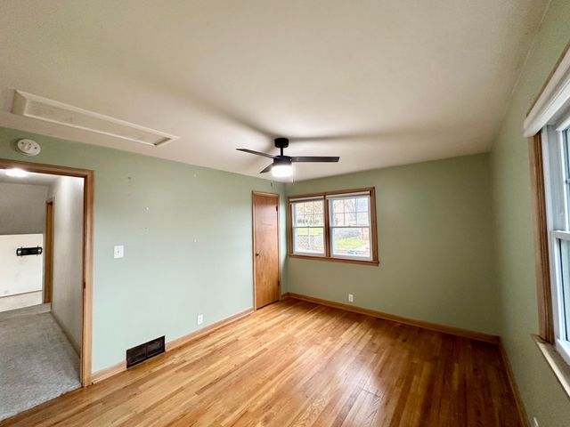 113 HAPPY HOLLOW Boulevard, Council Bluffs, IA 51503