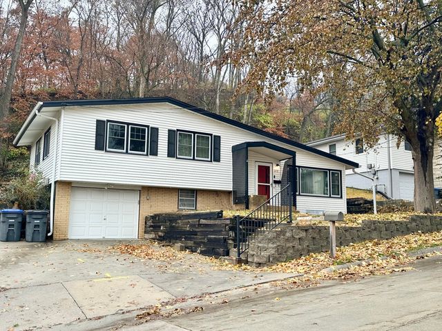 113 HAPPY HOLLOW Boulevard, Council Bluffs, IA 51503