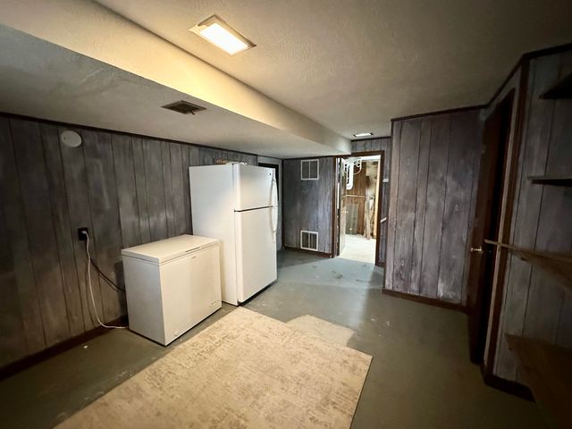 113 HAPPY HOLLOW Boulevard, Council Bluffs, IA 51503