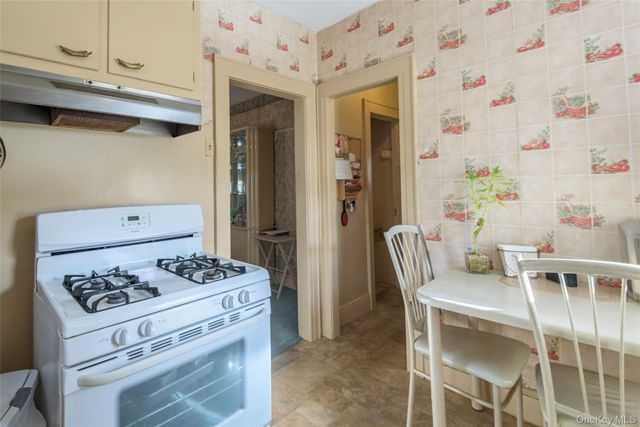 221-72 91st Avenue, Queens Village, NY 11428