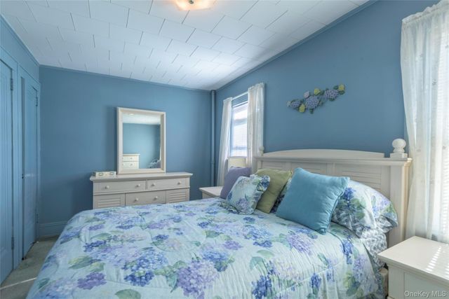 221-72 91st Avenue, Queens Village, NY 11428