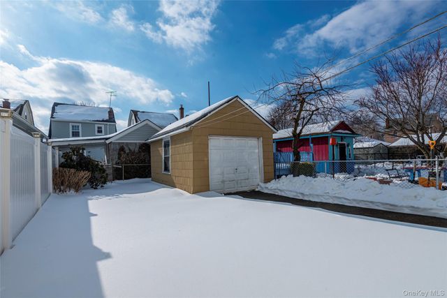 221-72 91st Avenue, Queens Village, NY 11428