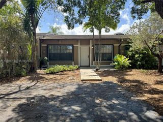 13640 SW 102nd Ln 13640, Miami, FL 33186