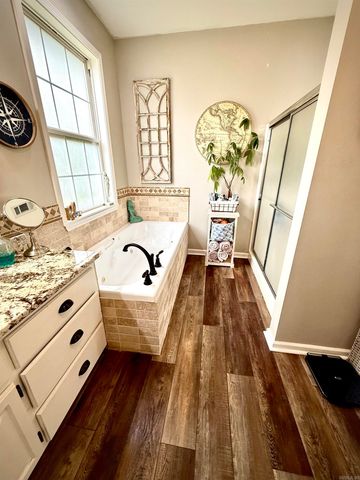 292 Woodland Cove, Malvern, AR 72104