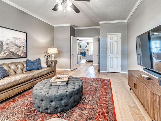 1401 Sandhurst Circle, Edmond, OK 73034