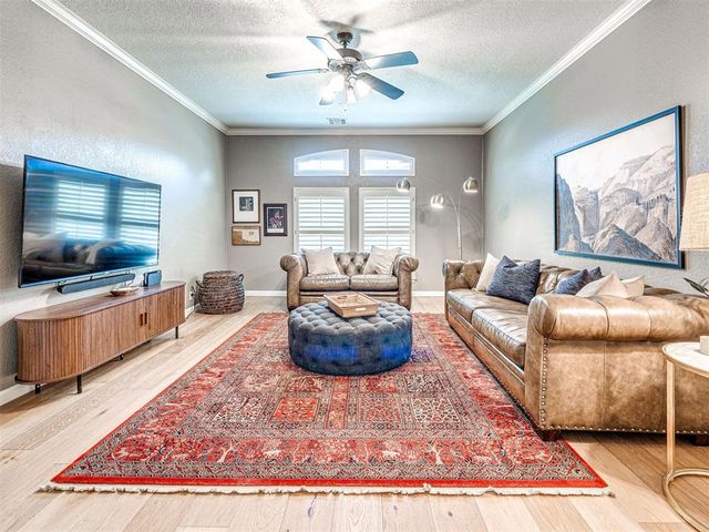 1401 Sandhurst Circle, Edmond, OK 73034