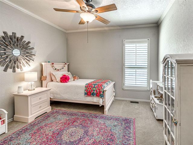 1401 Sandhurst Circle, Edmond, OK 73034