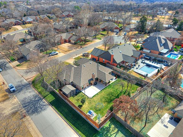 1401 Sandhurst Circle, Edmond, OK 73034
