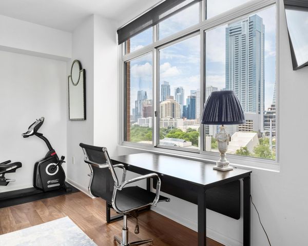 54 Rainey ST 1018, Austin, TX 78701