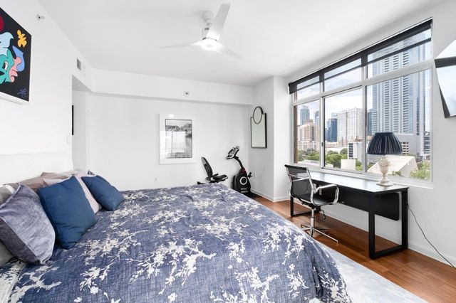 54 Rainey ST 1018, Austin, TX 78701