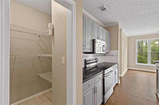 93 Overlook Circle, Dawsonville, GA 30534