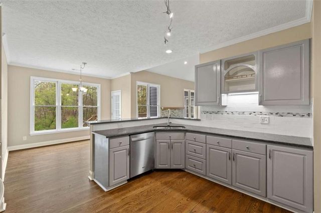 93 Overlook Circle, Dawsonville, GA 30534