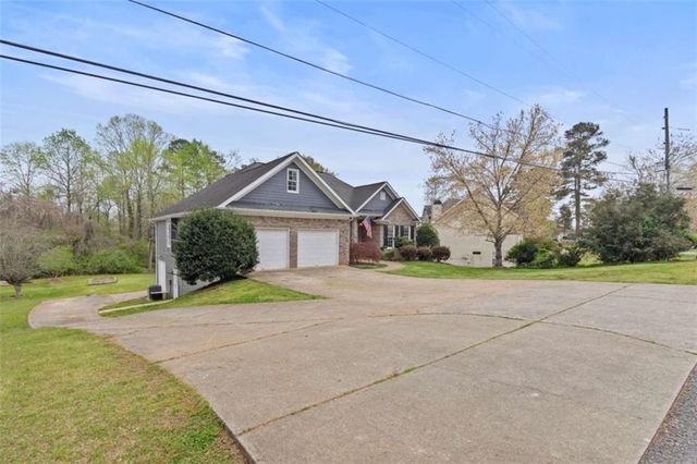 93 Overlook Circle, Dawsonville, GA 30534