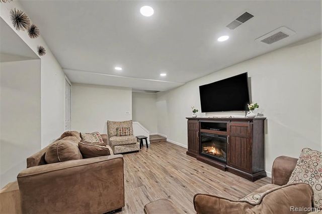11743 Sorrento Boulevard, Sterling Heights, MI 48312