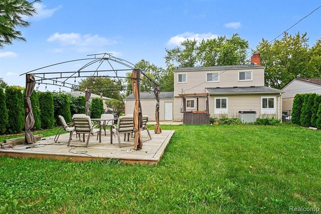 11743 Sorrento Boulevard, Sterling Heights, MI 48312