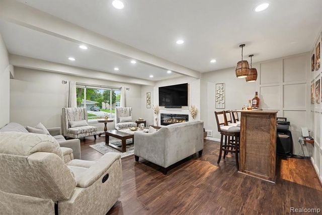 11743 Sorrento Boulevard, Sterling Heights, MI 48312