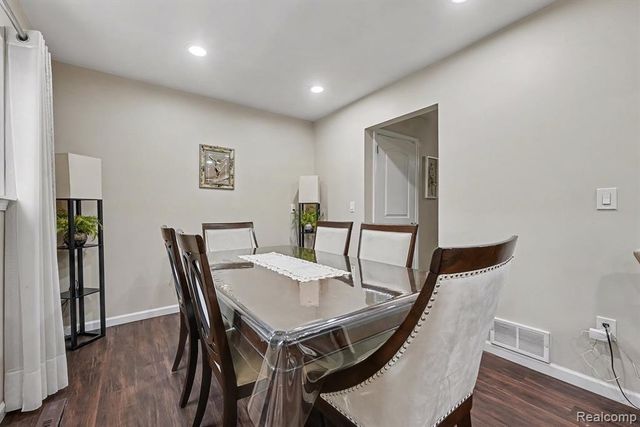 11743 Sorrento Boulevard, Sterling Heights, MI 48312