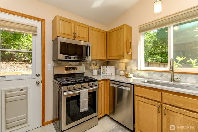 7507 27th Street Ct NW, Gig Harbor, WA 98335