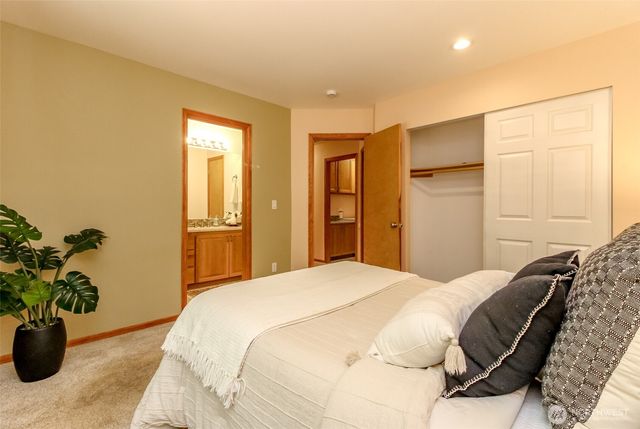 7507 27th Street Ct NW, Gig Harbor, WA 98335