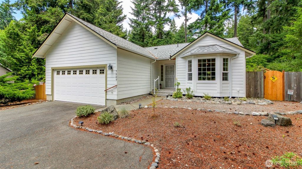 7507 27th Street Ct NW, Gig Harbor, WA 98335