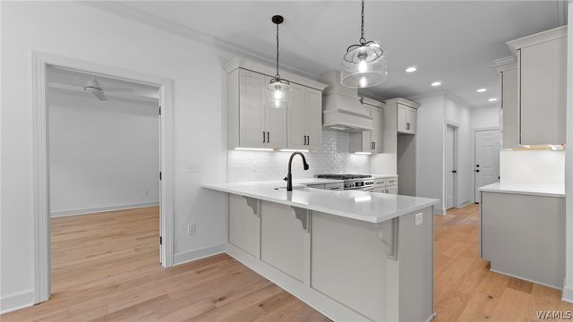 13966 Glenview, Northport, AL 35475