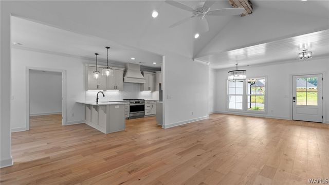 13966 Glenview, Northport, AL 35475