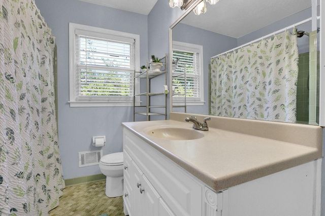 2906 Castle Drive, Lawrenceville, GA 30044