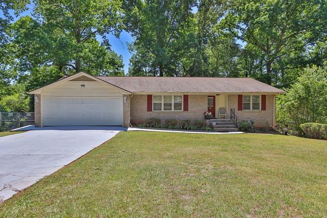 2906 Castle Drive, Lawrenceville, GA 30044